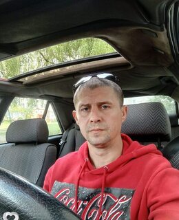 Артём