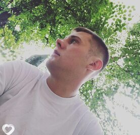Женя