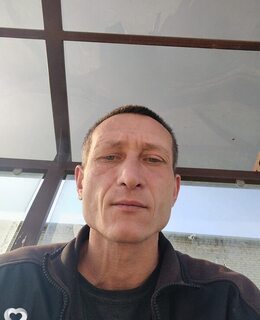 Женя Бурый